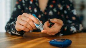 ilustrasi-remaja-alami-diabetes.jpg
