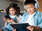 anak-bermain-gadget11.jpg