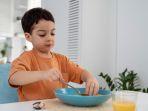 anak-makan-1.jpg