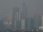 bangunan-terlihat-dalam-kabut-asap-akibat-polusi-udara.jpg
