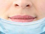 bibir-pecah-pecah-akibat-penggunaan-masker.jpg