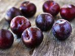 buah-plum.jpg