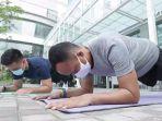 gerakan-roll-plank.jpg