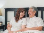 hubungan-seks-pasca-menopause-1.jpg