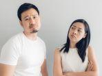 hubungan-suami-istri-3.jpg