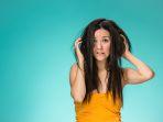 ilustasi-kebersihan-yang-buruk-sebabkan-ketombe-pada-rambut.jpg