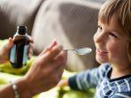 ilustrasi-anak-minum-obat-sirup-parasetamol.jpg