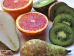 ilustrasi-buah-kiwi-pir-sebagai-sumber-vitamin-alami.jpg