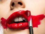 ilustrasi-menggunakan-lipstick.jpg
