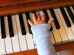 ilustrasi-terapi-musik-7.jpg