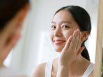 ilustrasi-wajah-cantik-bercermin-cermin-bare-face-tanpa-make-up.jpg