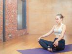 ilustrasi-yoga-dengan-benar-dan-aman.jpg