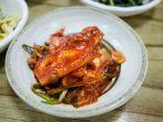 manfaat-mengonsumsi-kimchi-untuk-kesehatan-makanan-khas-korea-2.jpg