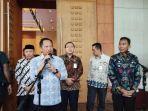 masyarakat-geram-pejabat-saja-yang-makan-ubi-singkong.jpg