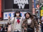 orang-orang-menyeberang-jalan-di-distrik-shibuya-masker-jepang.jpg