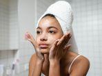 penggunaan-facial-wash.jpg