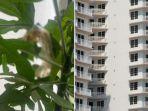 penghuni-apartemen-buang-kondom-bekas-keluar-jendela-dan-mendarat-di-tempat-tetangganya.jpg