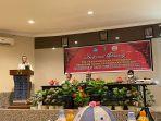 prof-budu-memberi-sambutan-dalam-pendampingan-pembentukan-fk-unsulbar.jpg