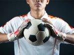 unbranded-5-april-bola1.jpg