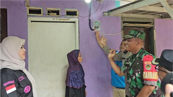 PLN Gunung Putri Gelar Penyalaan Serentak LUTD dalam Rangka Hari Listrik Nasional ke-80