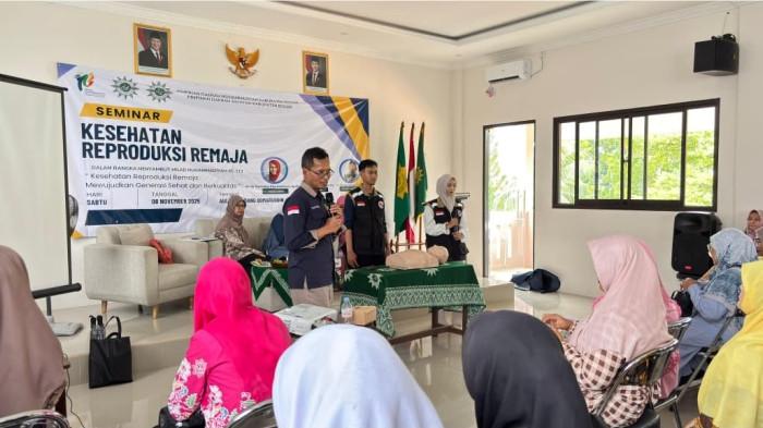 2 Tim Satgas Kesehatan UNISA Bandung kembali memberikan pelatihan Bantuan Hidup Dasar (BHD)