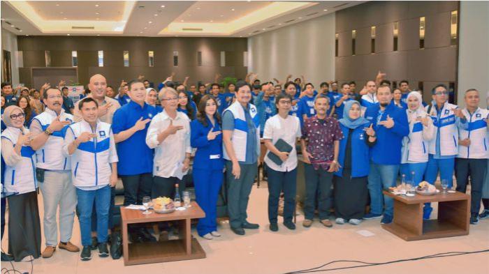 2 sambutan dari rat, Nisya Ahmad, yang juga dikenal sebagai figur publik (7/11).