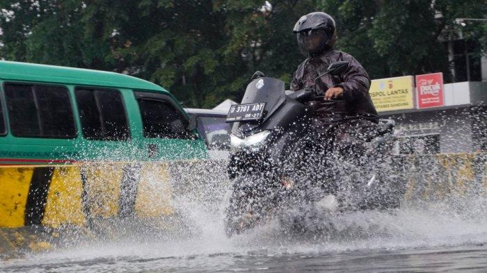 10 Titik di Kota Bandung Terendam Banjir, DSDABM Ungkap Penyebabnya