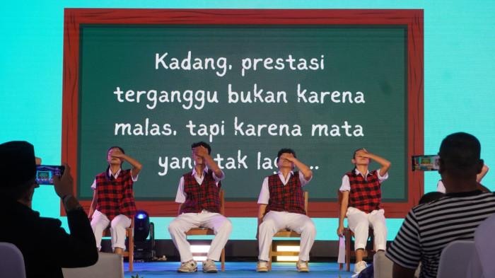 Sejumlah pelajar membawakan drama pada penutupan kegiatan 