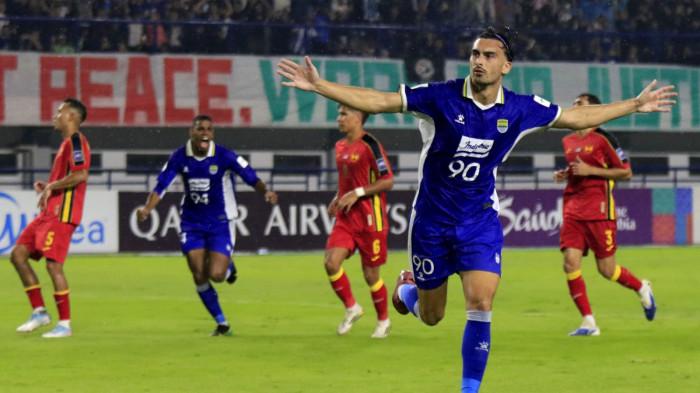 PRAKIRAAN Pemain Persib Bandung Lawan Persis, Thom Haye Masih Terancam Hilang