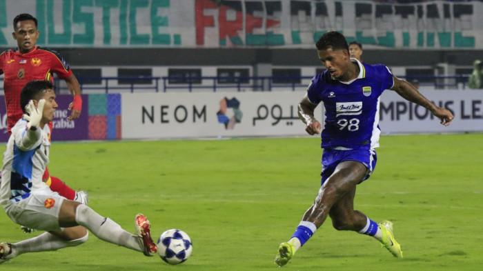 DRAMA Wasit! Gol Ramon Tanque Dianulir Tanpa Cek VAR, Persib Cuma Unggul 1-0 Lawan Persis di Babak I