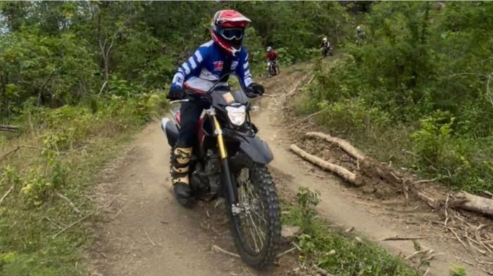 2Bikers Honda Meriahkan Trabas Merdeka 22 di Kuningan