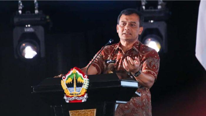 2Gubernur Jawa Tengah, Ahmad Luthfi menyatakan