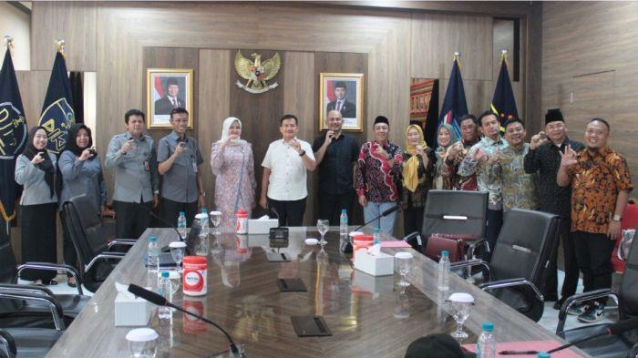 2Kemenkum Jabar menerima kunjungan kerja dari Pansus IV DPRD Kabupaten Cirebon