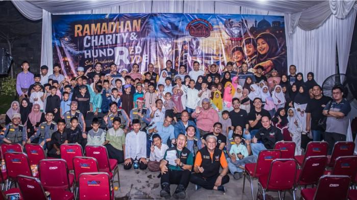 SANTUNAN - CMC Bersaudara dan Bikerz Against Kidz Abuse (B.A.K.A) menggelar santunan 100 anak yatim piatu, Kabupaten Bogor, pada  Minggu (01/03/ 2026).