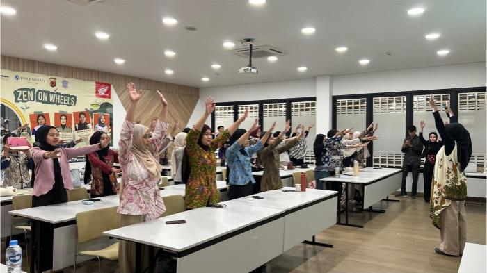2Seminar “Zen on Wheels”, DAM Dorong Perempuan Lebih Percaya Diri