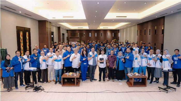 3 sambutan dari Ketua Badang juga dikenal sebagai figur publik (7/11).