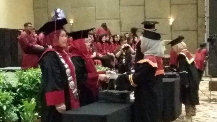 377 Mahasiswa STIKes Rajawali Diwisuda, 75 Orang Lulus dengan Predikat Cumlaude