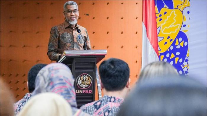 3Gandeng Unpad, Kemenkum Jabar Ungkap Peran Vital Notaris dalam Skema Pembiayaan Ekonomi Kreatif.