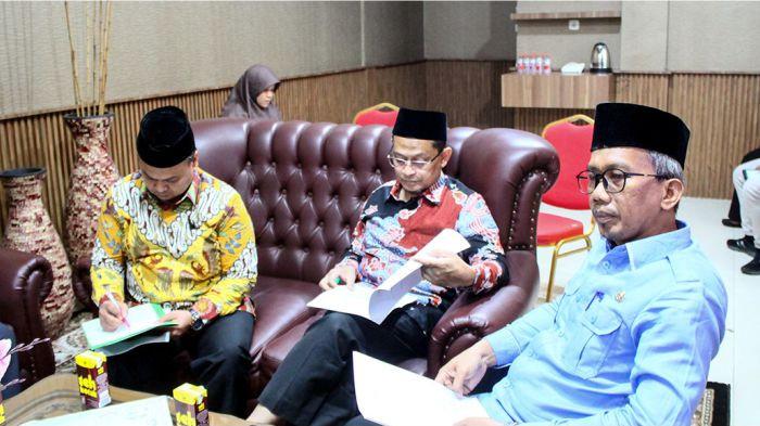 3Harmonisasi Raperbup ZIS, Kemenkum Jabar Minta Pemkab Majalengka Perkuat Peran Pengawasan