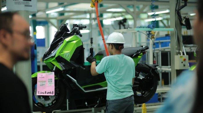 Dukung Kemandirian Industri Kendaraan Listrik, Motor ini 90 Persen Gunakan Komponen Dalam Negeri