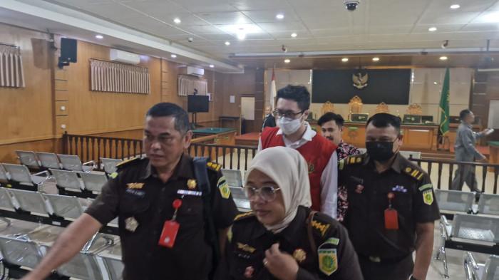 RESPONS Kuasa Hukum Dokter Priguna Setelah Kliennya Dituntut 11 Tahun Penjara, Singgung soal Bipolar