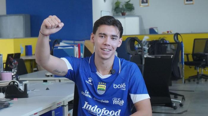 Bek anyar PERSIB, Dion Markx siap bersaing dengan para pemain bertahan lain untuk mendapatkan tempat di tim besutan Bojan Hodak.