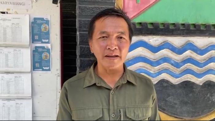 WAWANCARA - Dadang Sudayat, Kades Karyawangi, Kecamatan Parongpong, Kabupaten Bandung Barat (KBB) mengkonfirmasi ada Garis Sesar Lembang yang melintasi sejumlah RT di wilayahnya