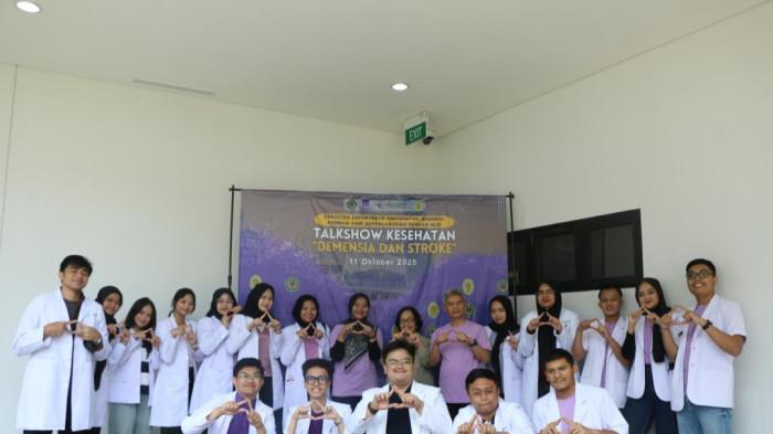 FK Unjani Berkolaborasi dengan Alzi Gelar PkM untuk Peringati Hari Alzheimer Sedunia