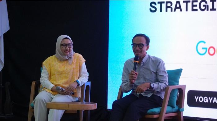 Foto 2: Direktur Sistem Informasi Universitas Islam Indonesia (UII)