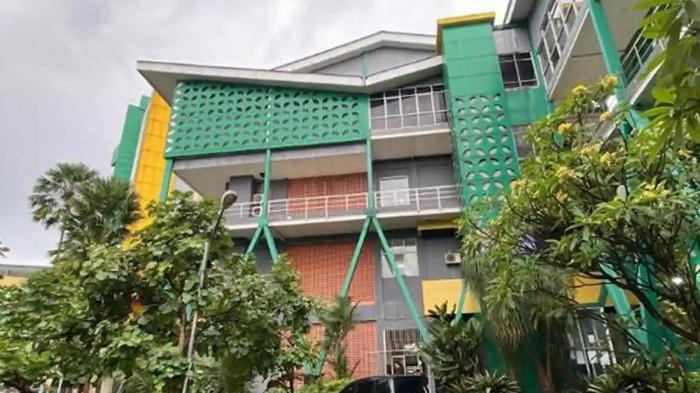 Gedung Fakultas Ekonomi Bisnis lokasi mahasiswi Universitas Pakuan (Unpak) jatuh dari lantai 3