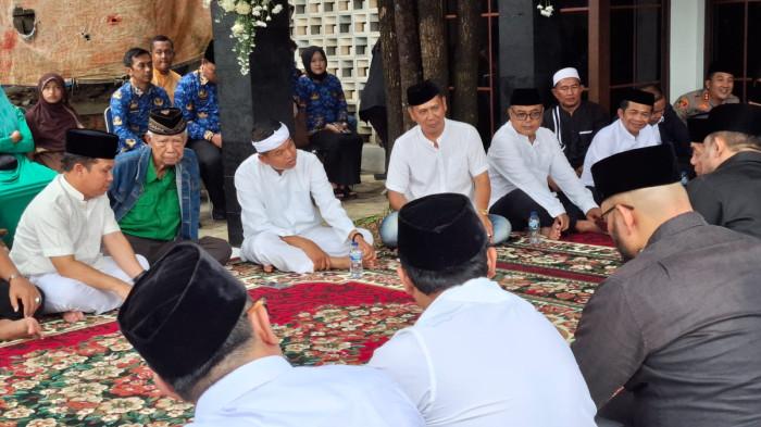 Gubernur Jabar KDM Kenang Istri Bupati Purwakarta: Perempuan Ikhlas Sumber Kesuksesan Keluarga
