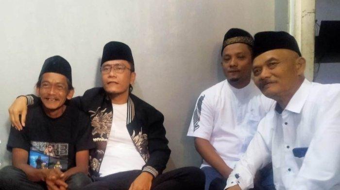Syoknya Sunhaji, Pulang Jualan Rumah Ramai setelah Miftah Maulana Viral, Banjir Tawaran Umrah Gratis