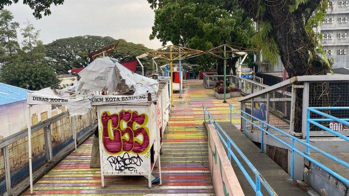 TERAS CIHAMPELAS - Kondisi terkini Teras Cihampelas yang akan direnovasi, Jumat (11/7/2025)