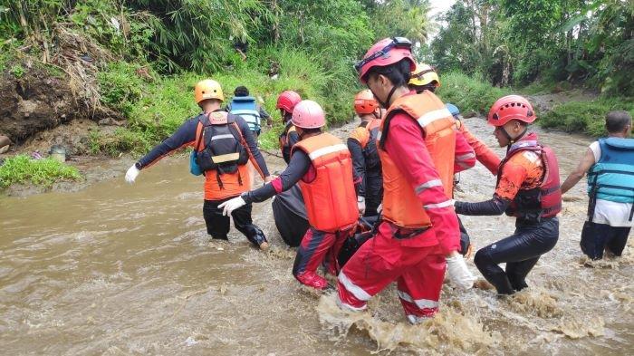 Korban yang Terseret Arus Sungai Cimahi Sukabumi Ditemukan Sejauh 1 Kilometer dari Tempat Kejadian